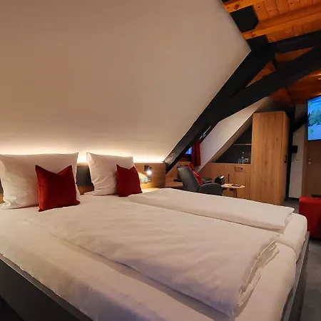 Staude فندق مبيت وإفطار