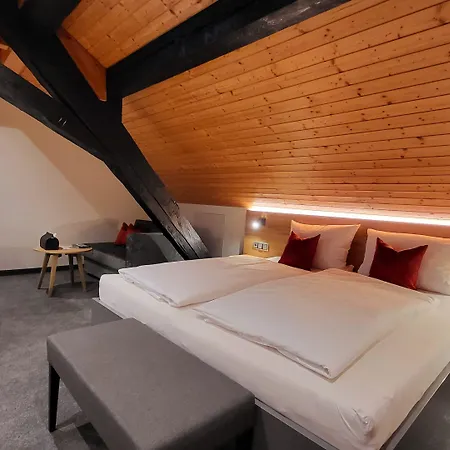 Staude فندق مبيت وإفطار 4*